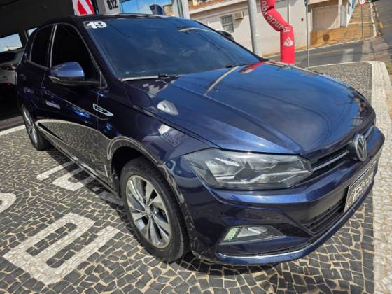 VOLKSWAGEN POLO 1.0 200 TSI HIGHLINE AUTOMÁTICO VOLKSWAGEN POLO 1.0 200 TSI HIGHLINE AUTOMÁTICO